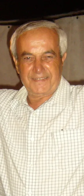 Wahib Bteddini — portrait in a light shirt