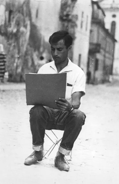 Wahib Bteddini — drawing outdoors